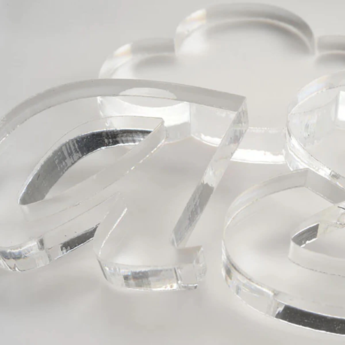 Taglio Laser Acrilico Trasparente